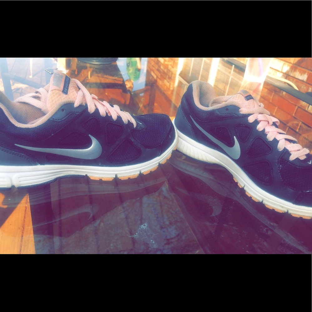 Shoes!! - Picture 4 of 6
